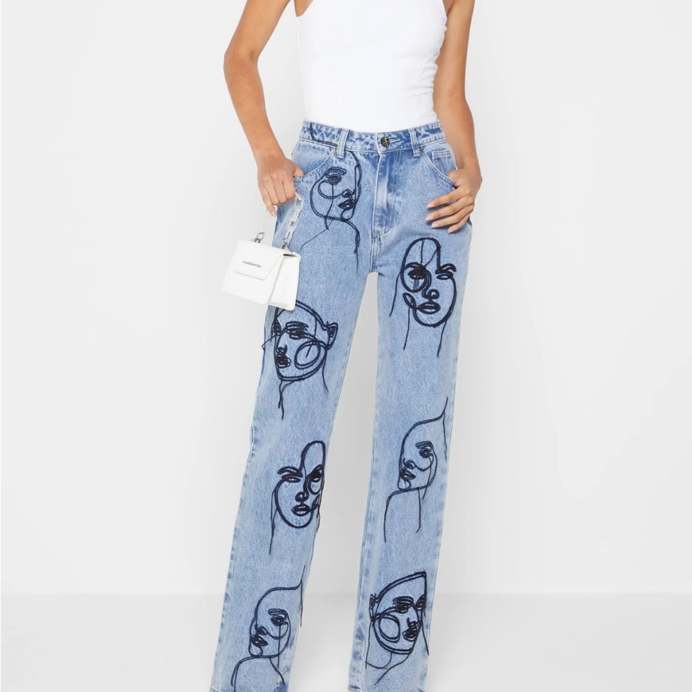 Line Art Boyfriend Jeans - Mid Blue - Picture 8 of 13